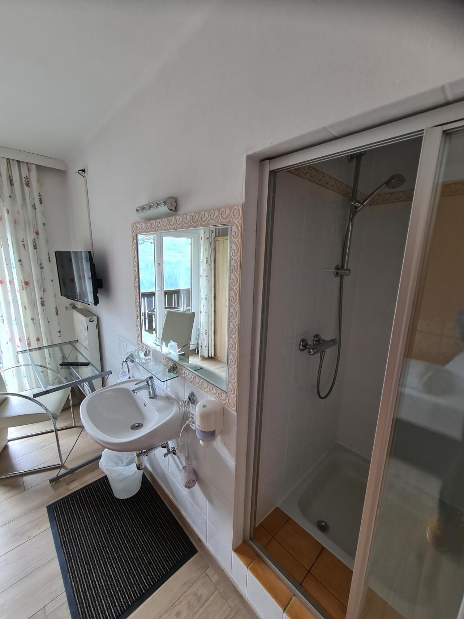 B&B Hallstatt Lake Obertraun Self Check In Екстериор снимка